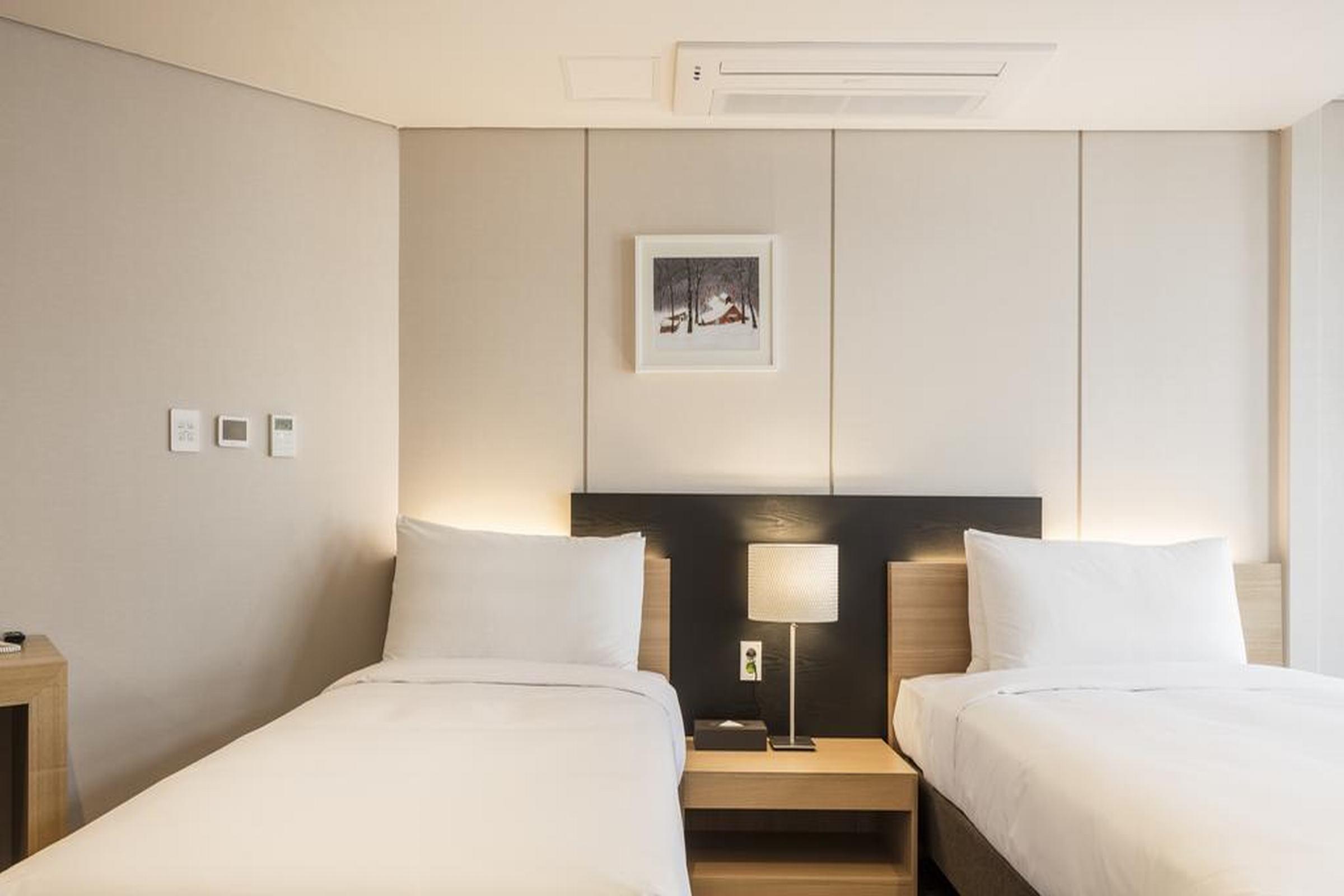 The First Stay Hotel Seoul Exterior foto
